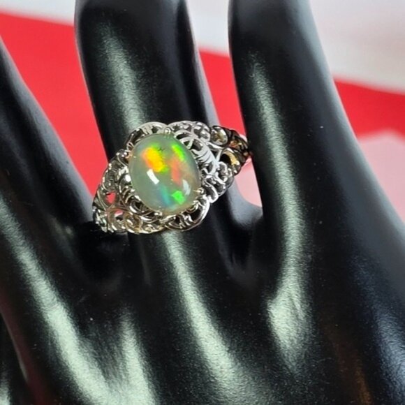 925 Sterling Silver Ring with Natural Chocolate Opal 0.8x1cm - Picture 3 of 13